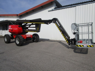 Przegubowa platforma teleskopowa Manitou 180ATJ z silnikiem wysokoprężnym 